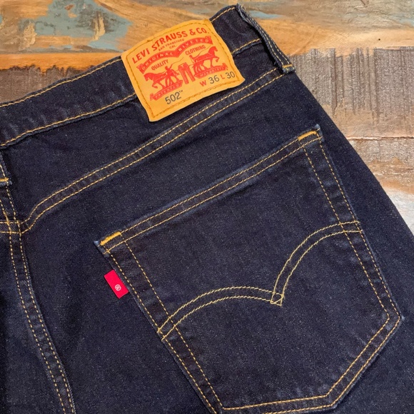 LEVI'S 502 Men's Jeans BNWOT - Picture 7 of 16